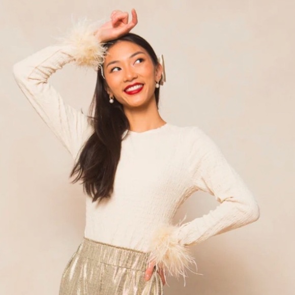 IVY CITY CO CHER TOP IN CREAM SIZE XS - Picture 1 of 7